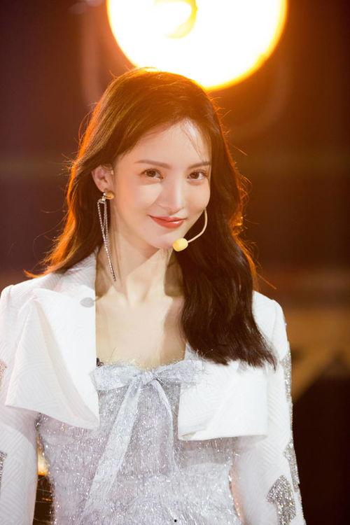 今日爆料金晨,神秘男友身份引热议